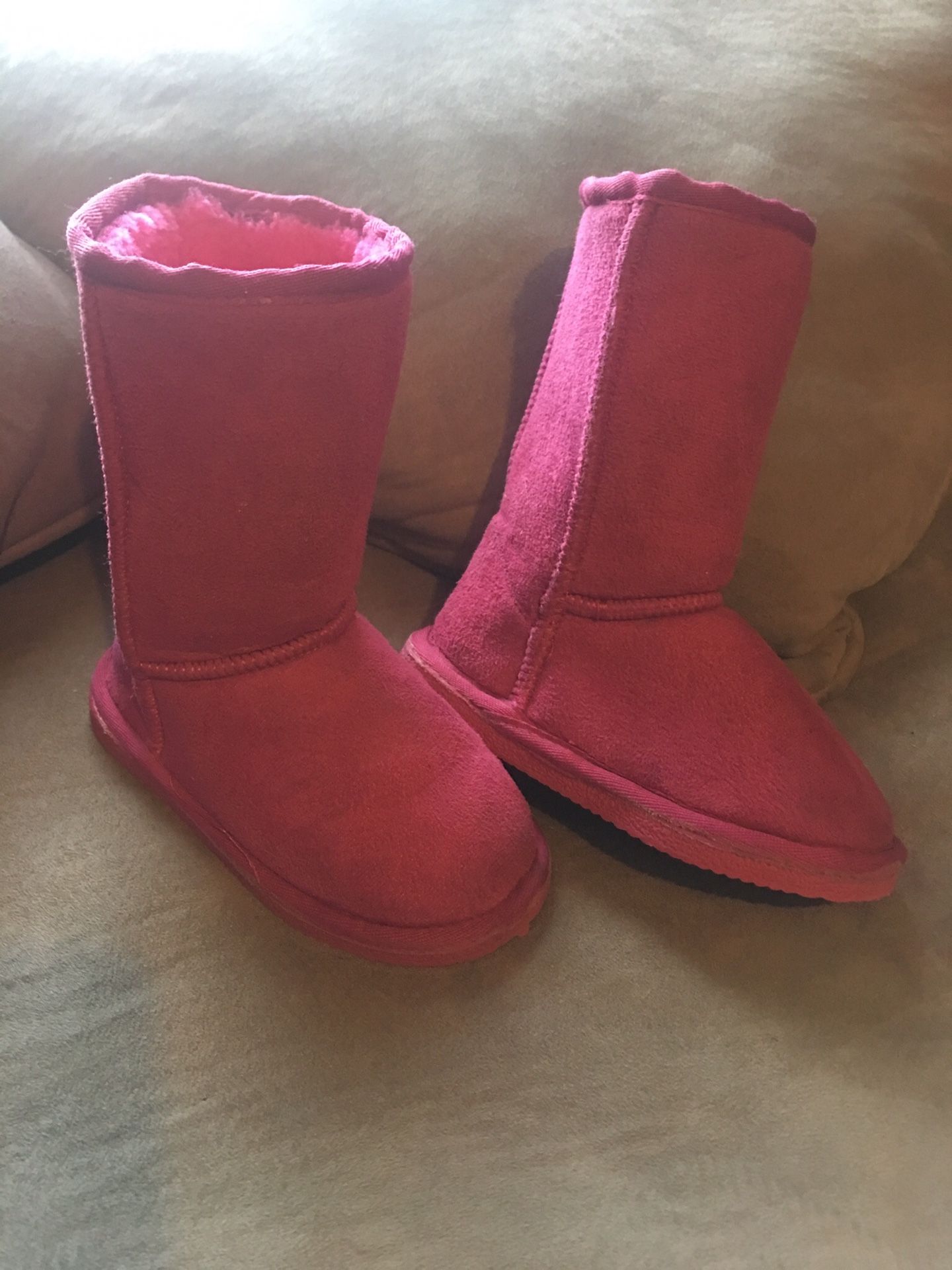 Toddler girls pink boots size 10