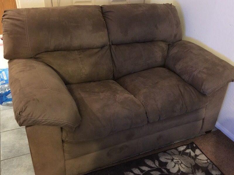 The Roomstore Sofa/Loveseat