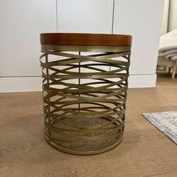 Mirror accent table vintage look