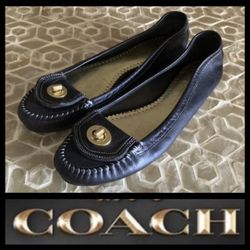 Coach calfskin vintage turn lock loafer flats (7.5)