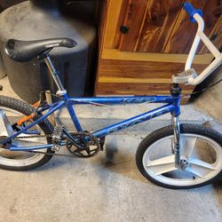 Dyno Vfr Bmx Bike. G.T.