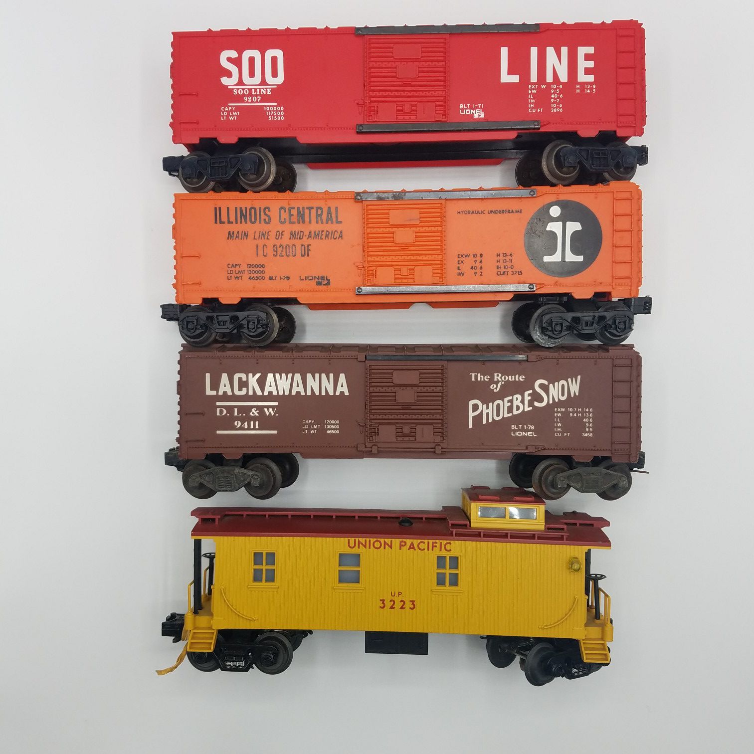 Lionel MTH Train Lot O/O27 Boxcar Caboose