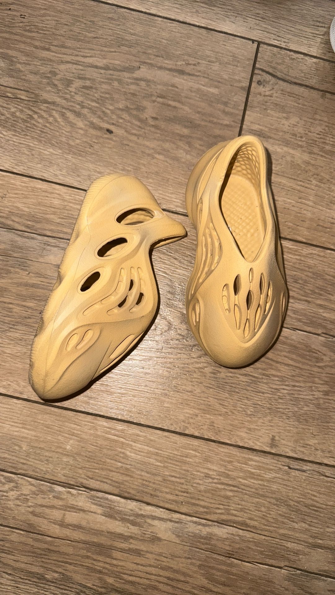Adidas Yeezy FoamRunners