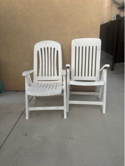Phones locker car stereo chairs