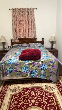 Queen bed set