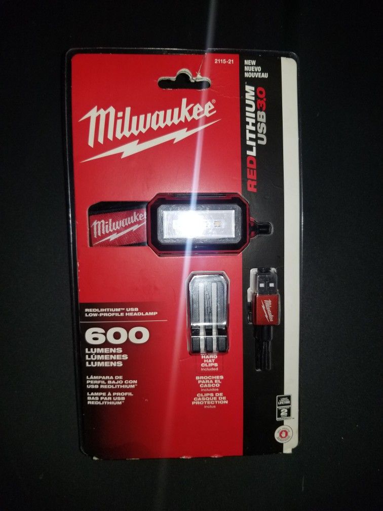 Milwauke Hard Hat Flashlight 600 Lumens 
