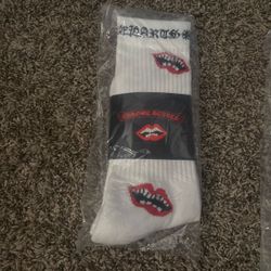 White chrome heart socks with red lips