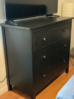 IKEA HEMNES 3-Drawer Dresser (Black-Brown / Dark Brown Wood)