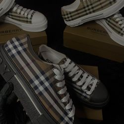 Burberry shoes