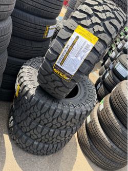 31*10.50r15 vendo set de llantas Nuevas con 50.000 millas de garantía