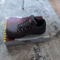 Avenger Steel Toe Boots, Size 10