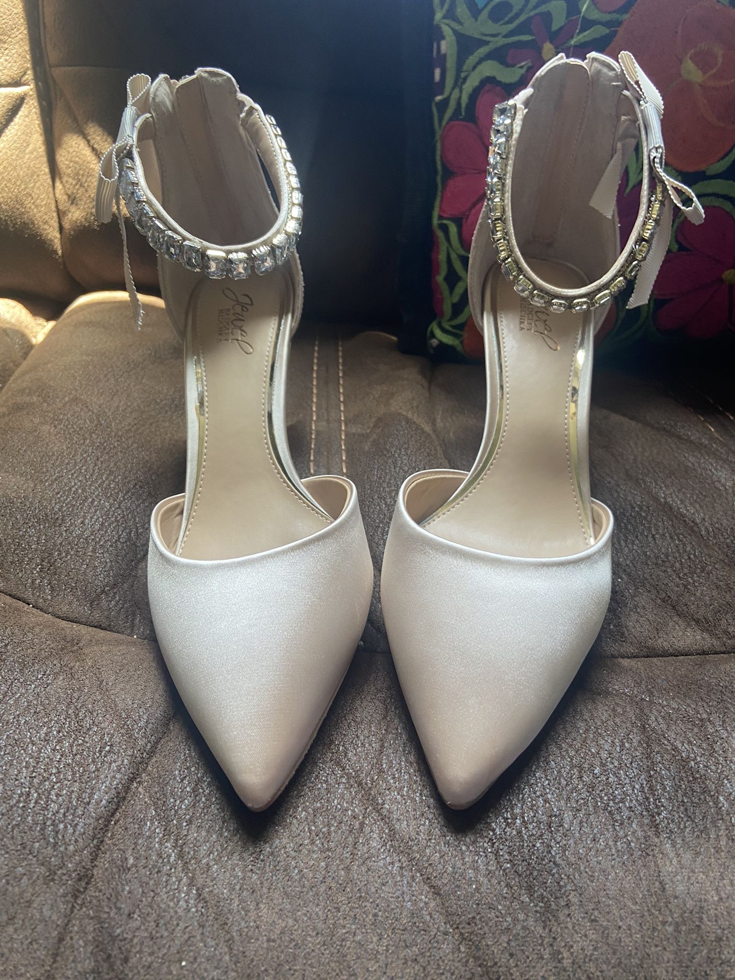 Jewel Badgley Mischka Jaycee Evening Pumps,All Products : American Fashion Style Bags On Sale