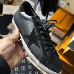 Golden goose Size 44