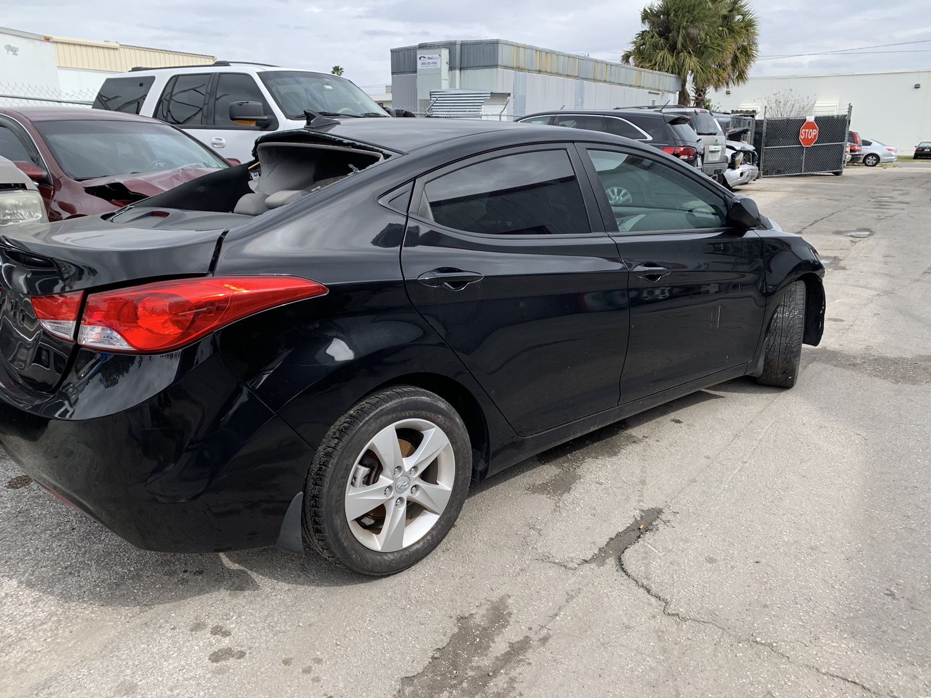 2014 Hyundai Elantra for parts