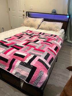 Queen bed with mattress