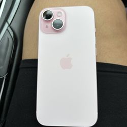 Pink iPhone 15 128 GB