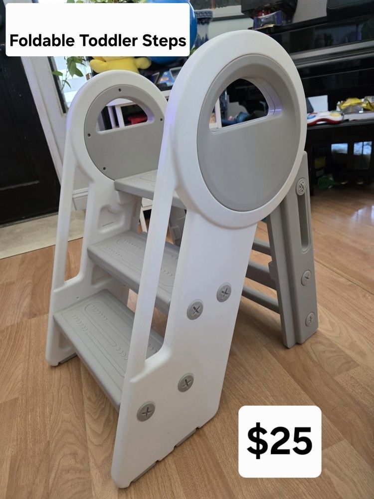 Toddler foldable steps