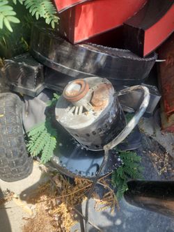 This appears to be an electric motor attached to a blower/fan assembly.