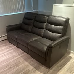 Powered Recliner Couch From Bob’s Furniture