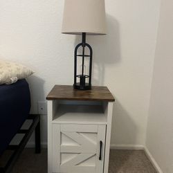Farmhouse End Table (Lamp Not Included)