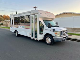 2010 Ford E-450