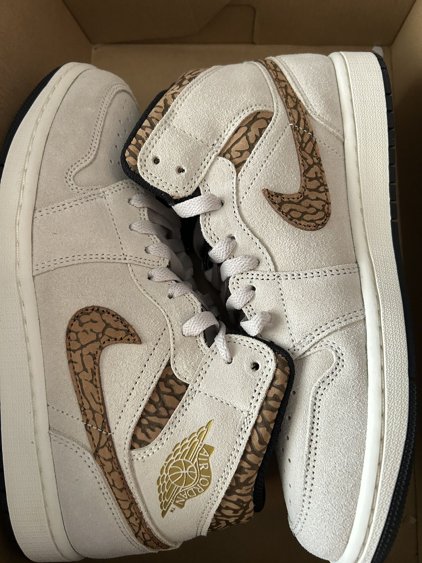 Brand New J’s Size 9 Men’s