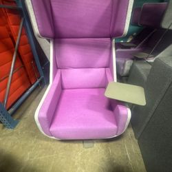 Modern BuzziMe Swivel lounge Chairs