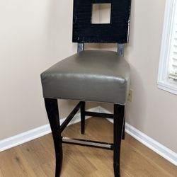  Beautiful Modern  Bar Stool 