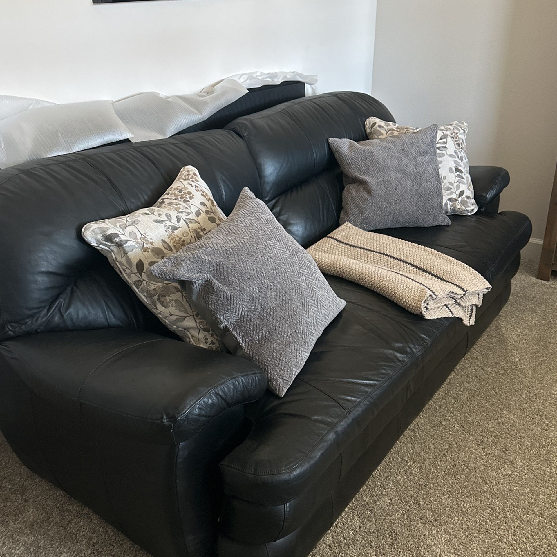 LazyBoy Leather Couch 