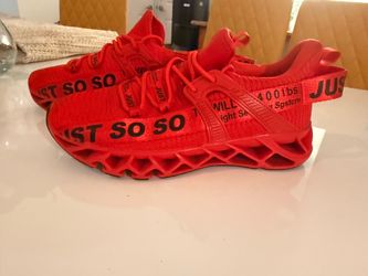 👟 Just So Women’s Sneakers – Size 9 (Slightly Used)