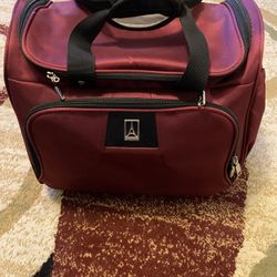 TravelPro Walkabout underseat Travelbag with wheels