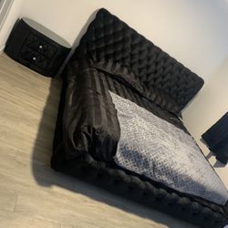 NEW KING BED FRAME WITH MATTRESS