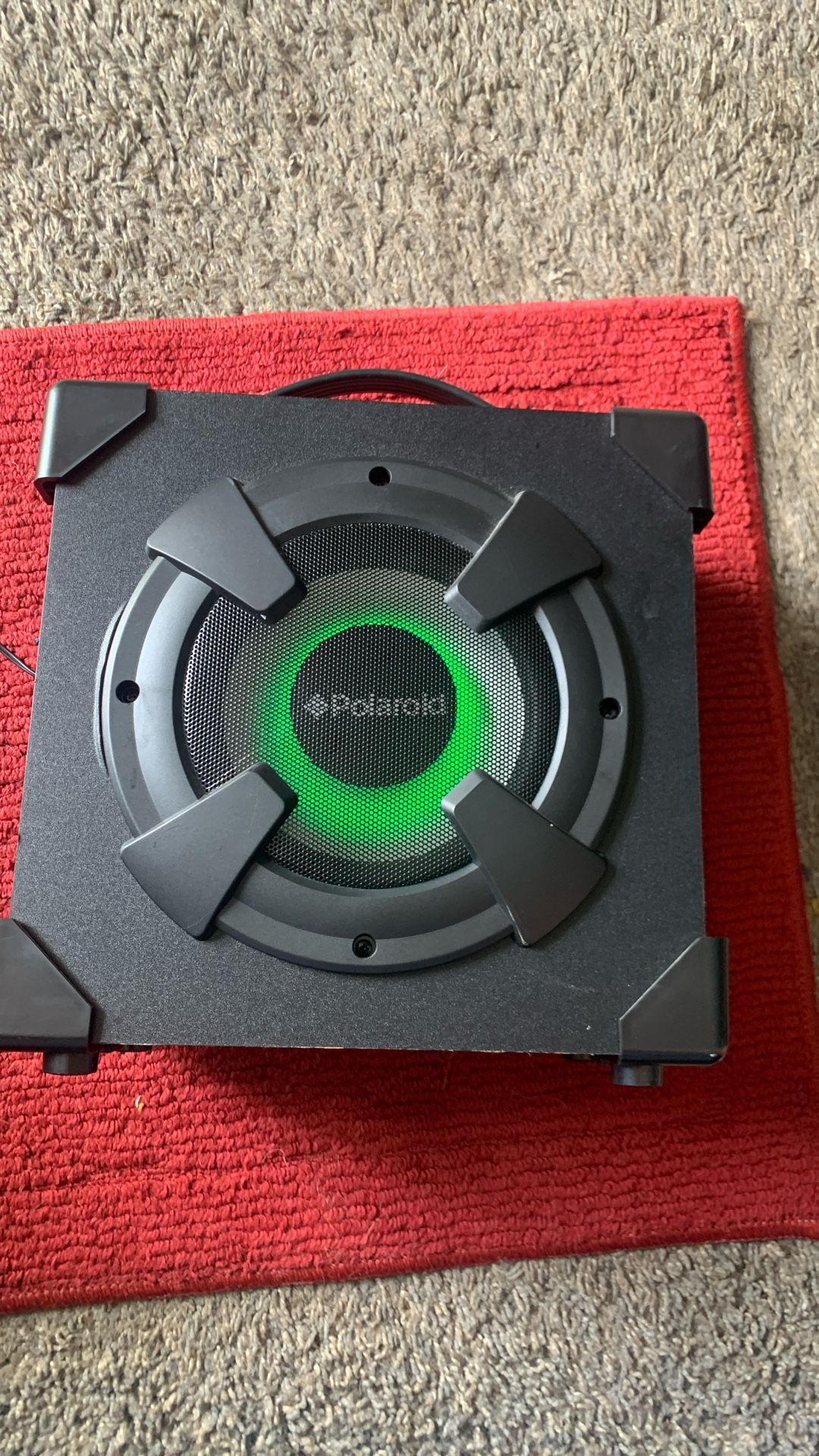 Polaroid Bluetooth speaker
