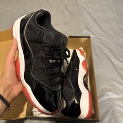 Jordan 11 Bred Low 