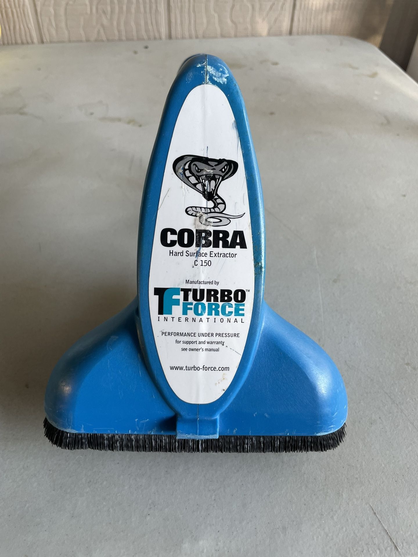 Cobra Hard Surface Extractor Tool