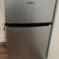Whirlpool Fridge Mini