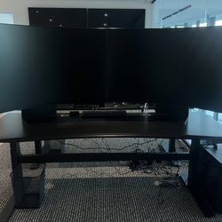 3 Samsung 55” Odyssey Ark – 4K Curved Gaming Monitors - 2000