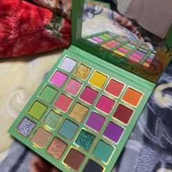 Brand New Eyeshadow Palettes 