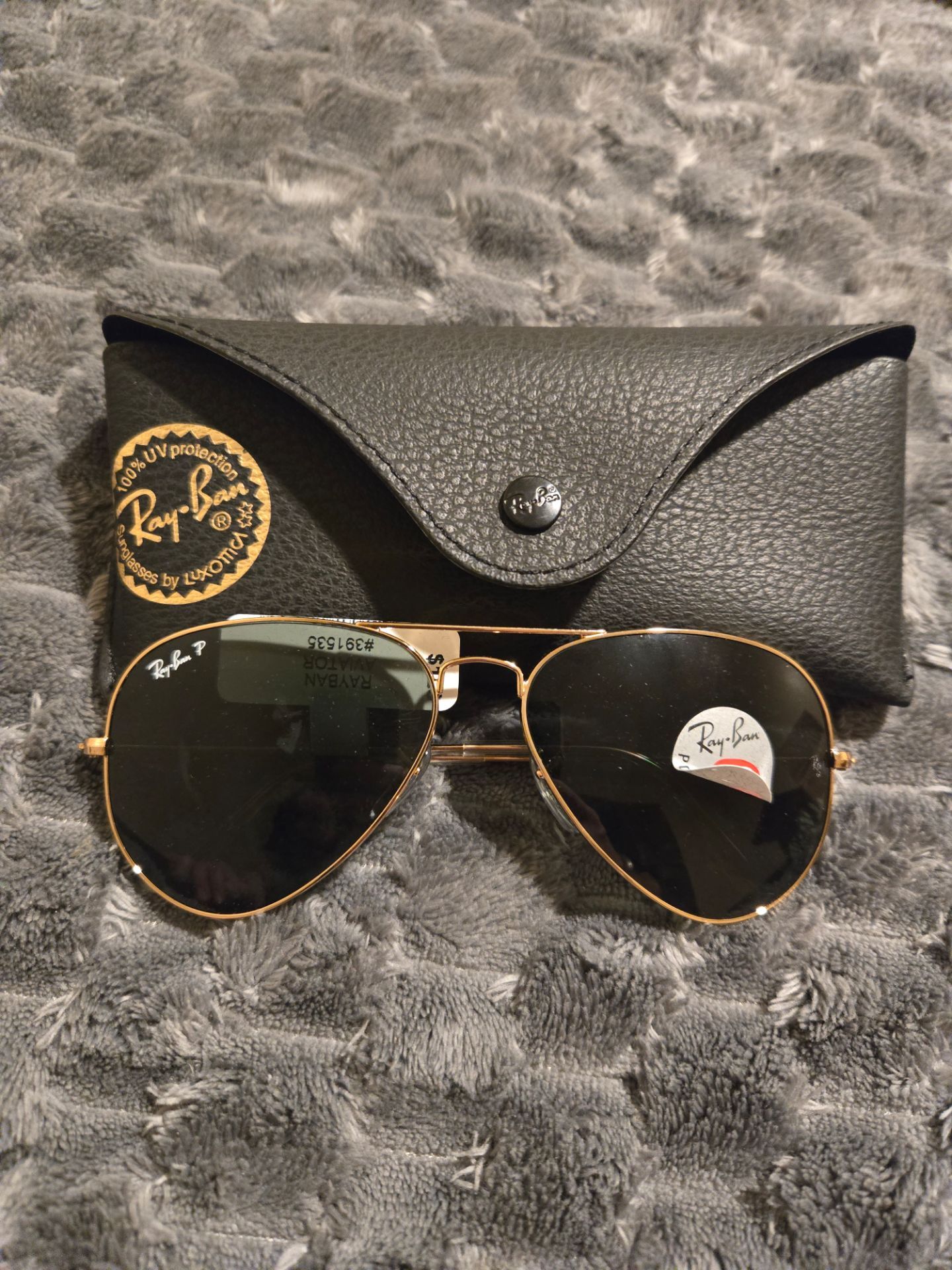 Ray-Ban Aviator Sunglasses Gold Frame Black Lenses RB3025 Style w/ Case