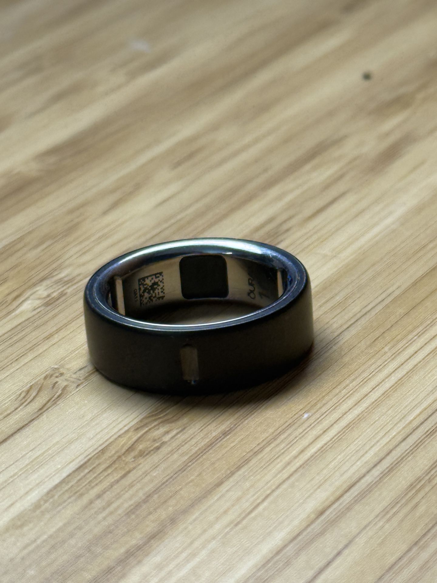 Like New Oura Ring 4 Stealth Size 10