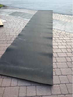 NEW RUBBER FLOOR MATT
