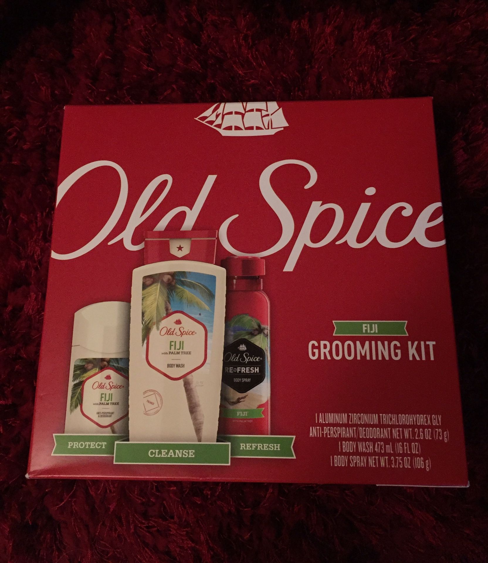 Old Spice Fiji Fresher Body Wash, Body Spray, Deodorant Gift of Daydreams Gift Pack