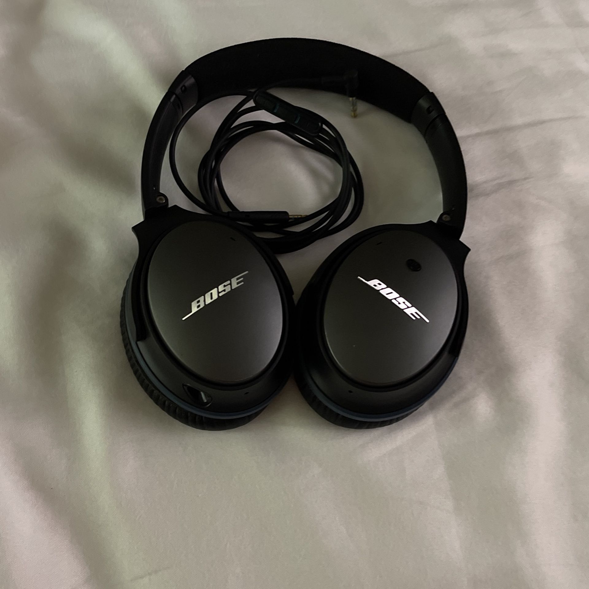 Bose Headphones Negotiable