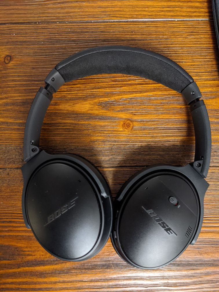 Bose QuietComfort 35 (series I) noise cancelling headphones