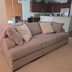 COUCHES!! Sofa And Loveseat Color Griege Off White