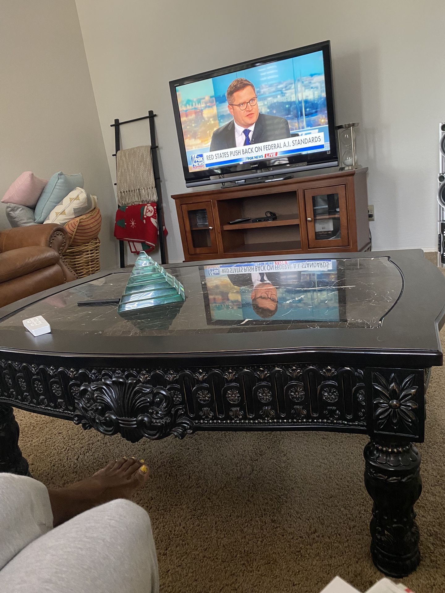 Black Coffee Table With Inlay Marble