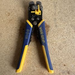 LIKE NEW! IRWIN VISE GRIP Self Adjusting Wire Stripper Crimper 10-24 AWG 