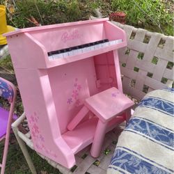 Barbie Piano 