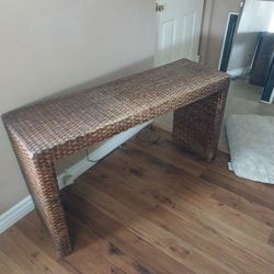 Wicker Table