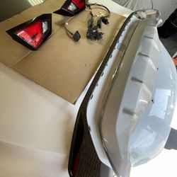 Nissan Altima  Rear body parts , lights and balance 